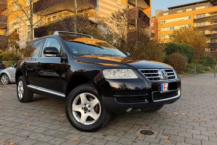 VW Touareg 214.394 km 4.390 € Frankfurt am Main 60486