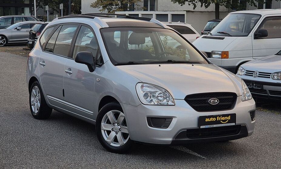 Kia Carens 82.000 km 5.950 € Rüsselsheim 65428