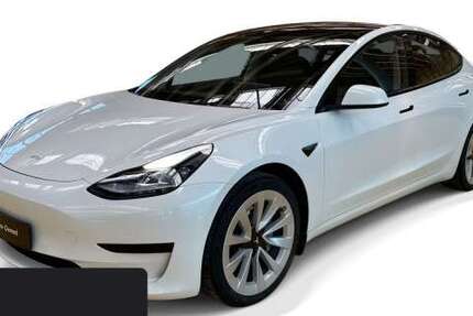 Tesla Model 3 43.146 km 28.000 &euro; Hanau 63457