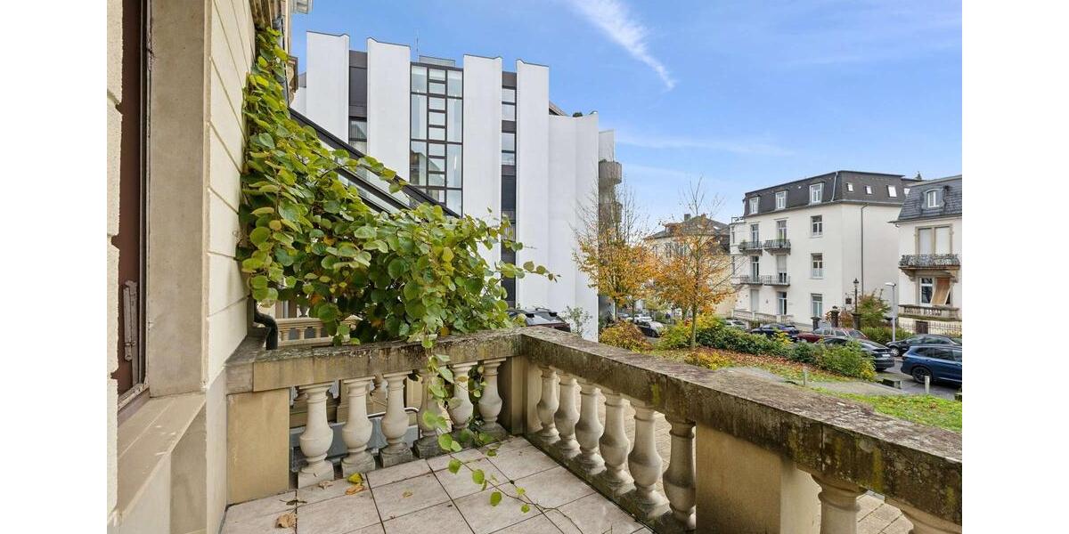 Repräsentative Bürofläche in denkmalgeschützter Villa nahe dem Bad Nauheimer Kurpark zimmer