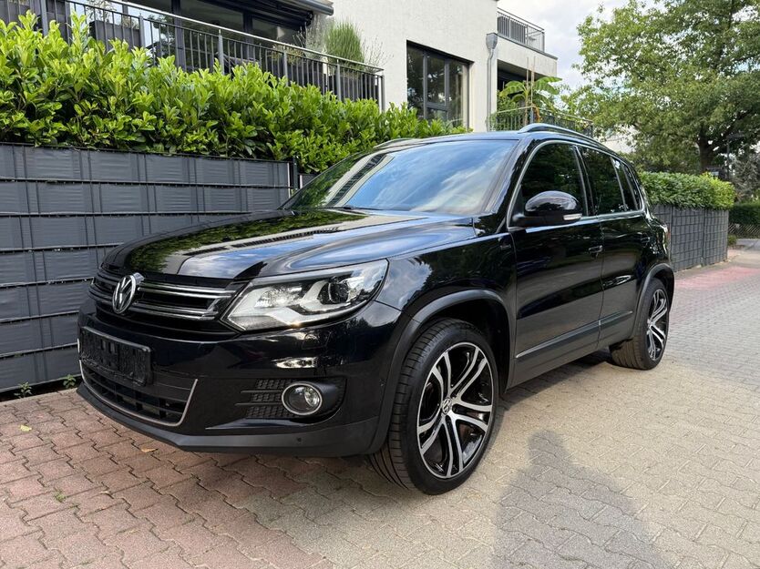 VW Tiguan 134.000 km 15.300 € Offenbach 63069