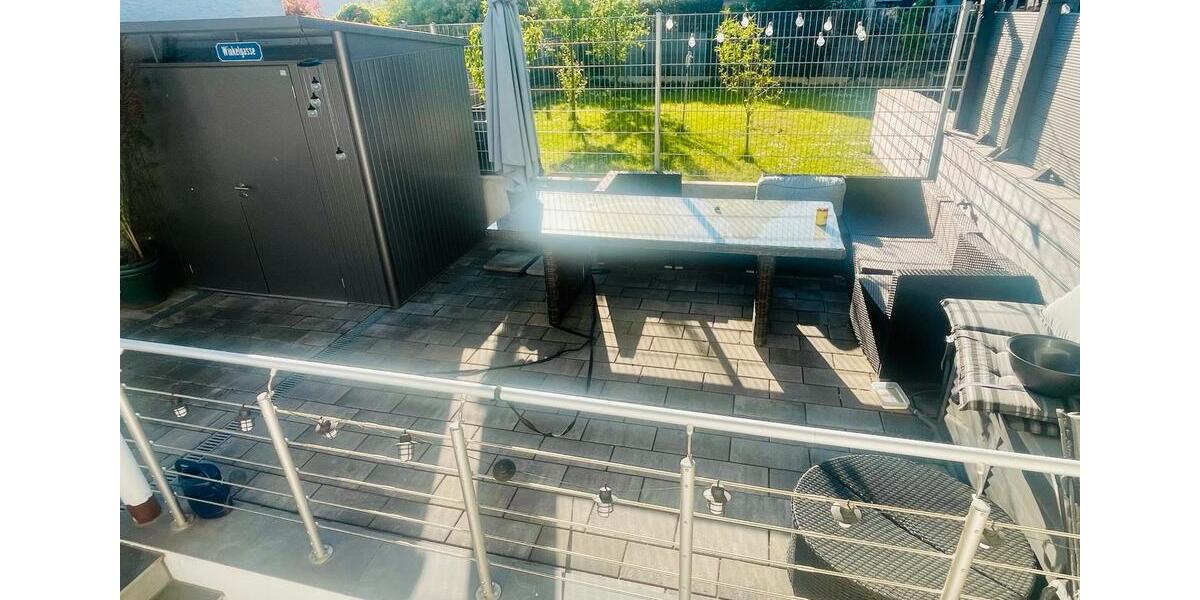 Etagenwohnung Rüsselsheim am Main - 3 Zimmer, 100 m&sup2;, 1.300&euro; | Angebot:26283669