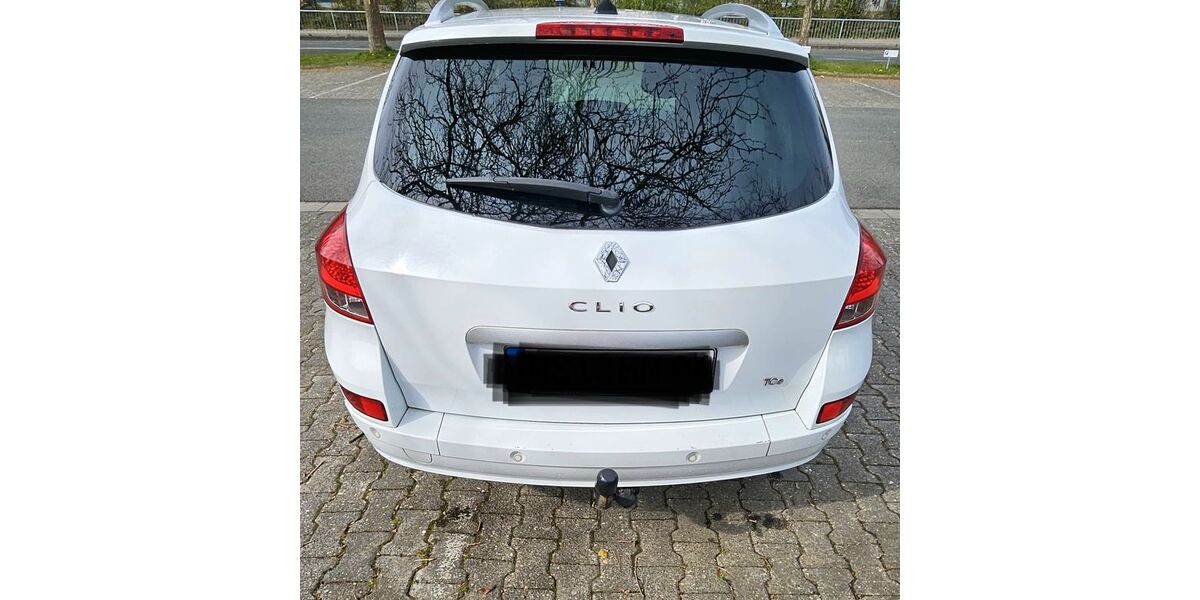 Renault Clio 129.107 km 4.500 &euro; Neu-Anspach 61267