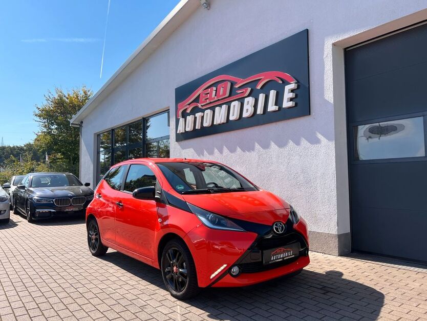 Toyota Aygo (X) 95.000 km 6.500 € Eppertshausen 64859