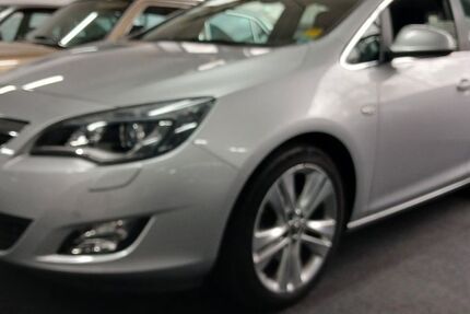 Opel Astra 63.500 km 9.999 &euro; Rüsselsheim 65428