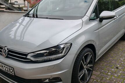 VW Touran 133.000 km 16.400 € Altenstadt 63674