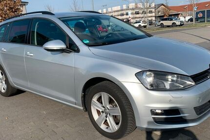 VW Golf 98.000 km 8.500 &euro; Erzhausen 64390