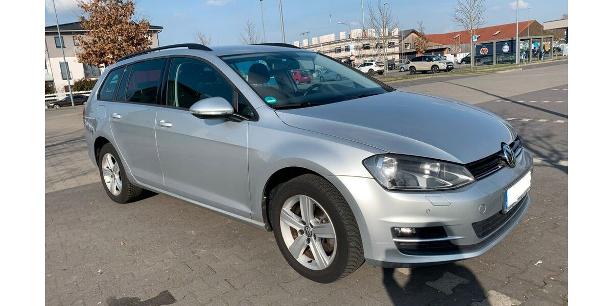 VW Golf 98.000 km 8.500 &euro; Erzhausen 64390