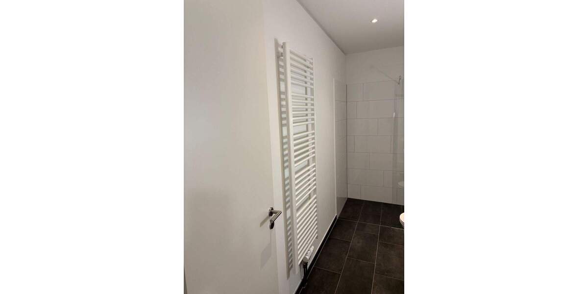 Etagenwohnung Offenbach am Main Hafen - 2 Zimmer, 71 m&sup2;, 1.355&euro; | Angebot:25772898