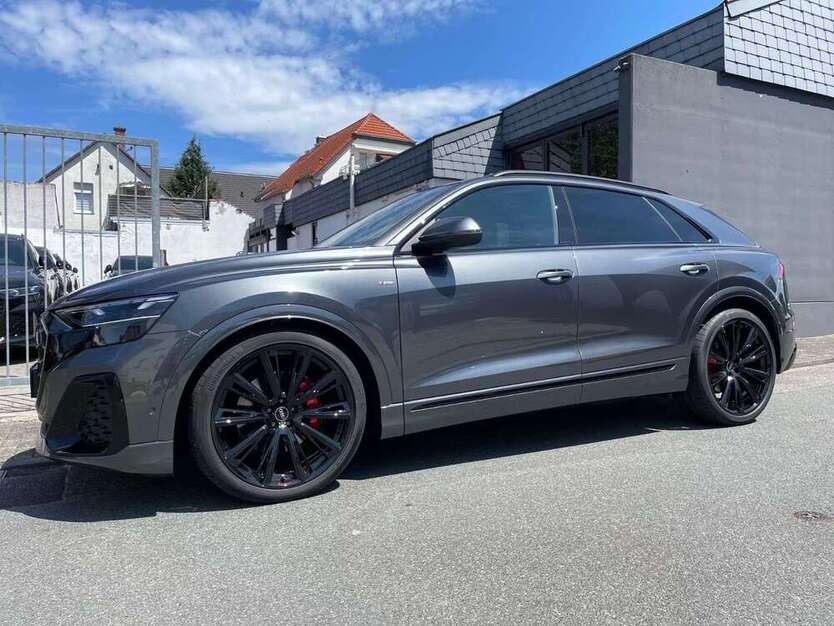 Audi Q8 1.100 km 88.990 € Flörsheim am Main 65439