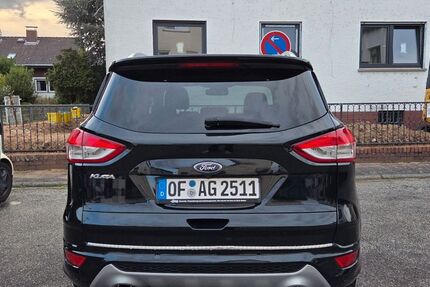 Ford Kuga 245.000 km 5.900 &euro; Offenbach 63071
