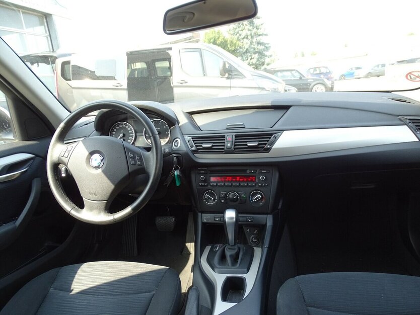 BMW X1 1.8l i sDrive, Steptronic, Sitzheizung, PDC hin 154.921 km 8.690 € Rodgau 63110