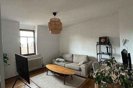 Reserviert !!! Schöne 2 12 ZKB Altbau, mitten im Herzen von Oberursel 2 zimmer