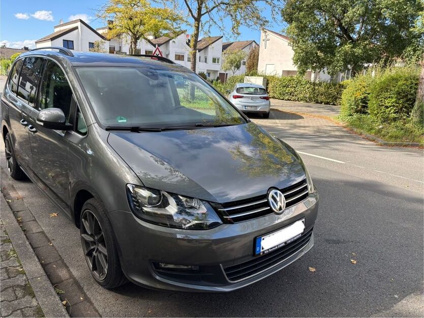 VW Sharan 229.000 km 14.150 € Offenbach 63067