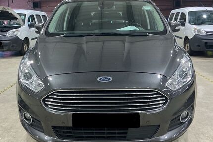 Ford S-Max 172.000 km 12.971 € Kelkheim 65779