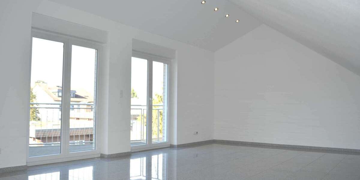 Etagenwohnung Rüsselsheim - 5 Zimmer, 165 m&sup2;, 2.100&euro; | Angebot:24784845