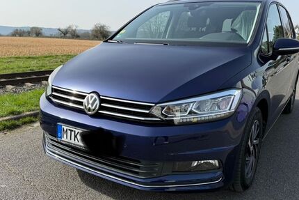 VW Touran 81.000 km 20.700 &euro; Bad Soden 65812