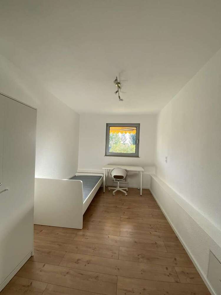 Wohnung zum Mieten in Frankfurt am Main 530 € 72 m²