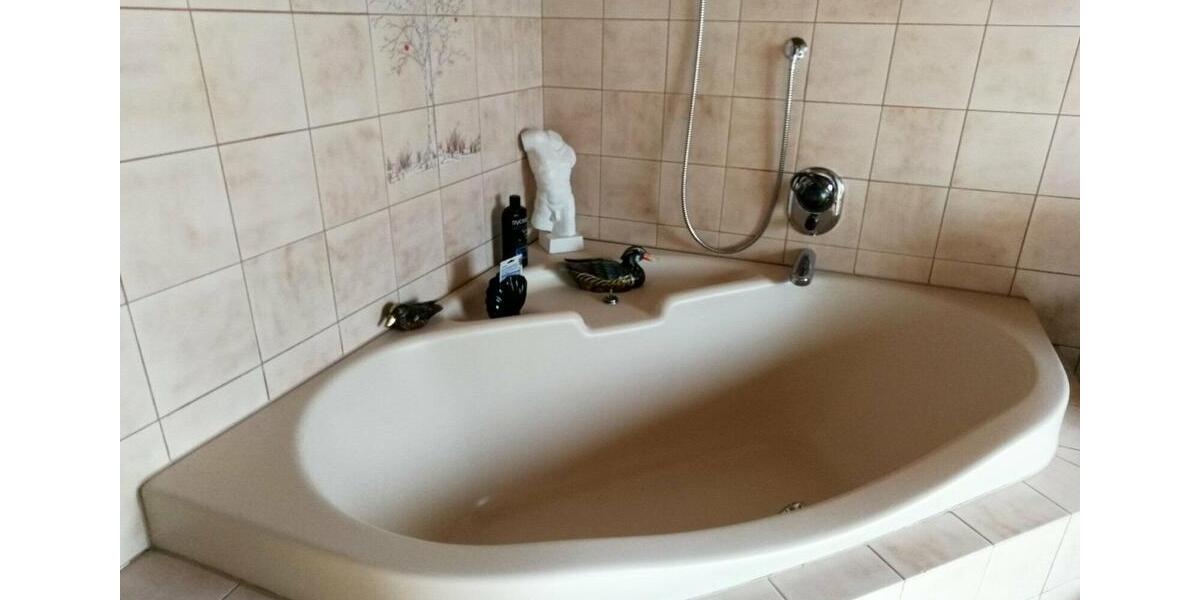 Etagenwohnung Flörsheim am Main - 3 Zimmer, 110 m&sup2;, 930&euro; | Angebot:25374260