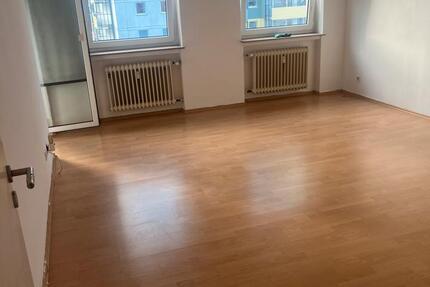 2-Zimmer-Wohnung zu vermieten in Obertshausen mit Balkon 2 zimmer