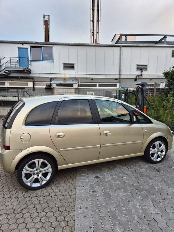 Opel Meriva 192.000 km 3.900 € Rüsselsheim 65428