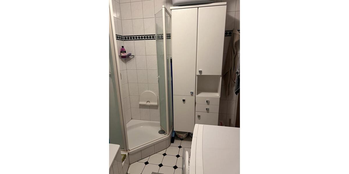 Etagenwohnung Rüsselsheim am Main - 4 Zimmer, 110 m&sup2;, 1.800&euro; | Angebot:25217018