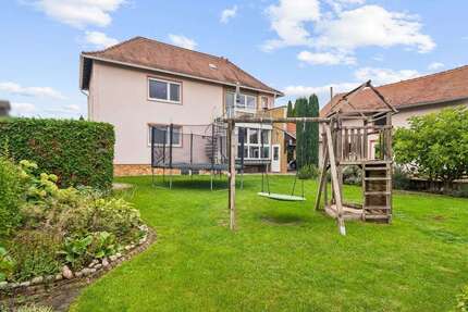 Haus Friedberg (Hessen) - 8 Zimmer, 261 m&sup2;, 849.000&euro; | Angebot:26275409