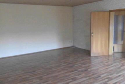 Wohnung Dreieich - 2 Zimmer, 102 m&sup2;, 1.150&euro; | Angebot:25870294