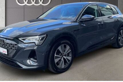 Audi Q8 e-tron 54.896 km 40.860 &euro; Frankfurt am Main 60326