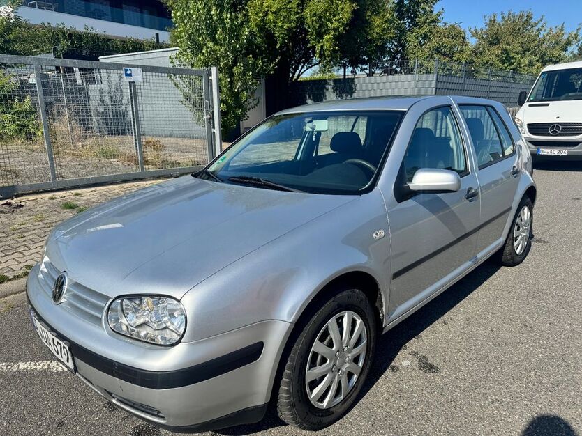 VW Golf 154.000 km 2.899 € Obertshausen 63179