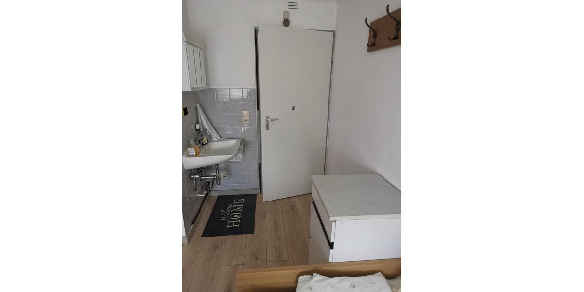 Ein Zimmer WG zu vermieten 1 zimmer