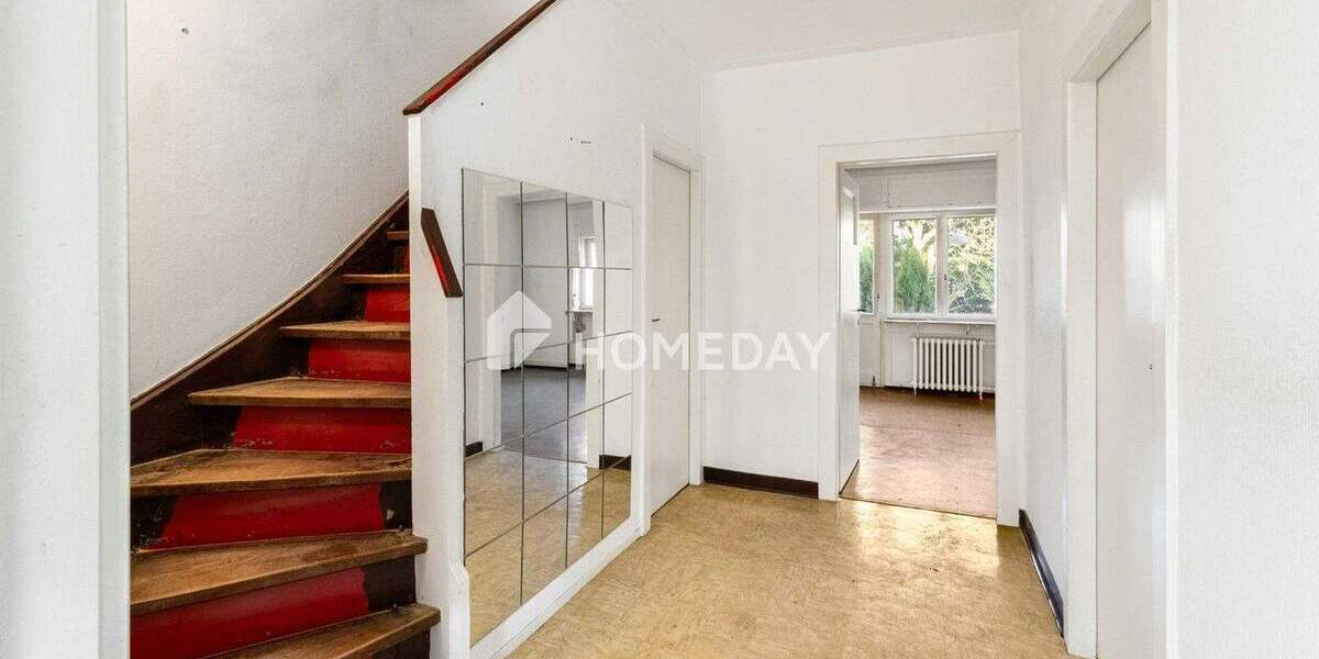 Reihenmittelhaus Frankfurt am Main Ginnheim - 8 Zimmer, 118 m&sup2;, 599.000&euro; | Angebot:25732761