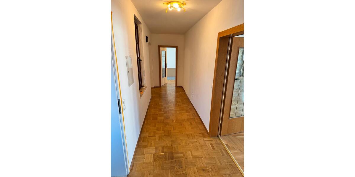 Exklusive, lichtdurchflutete 5,5 Zimmer-Wohnung - Saniert 5.5 zimmer
