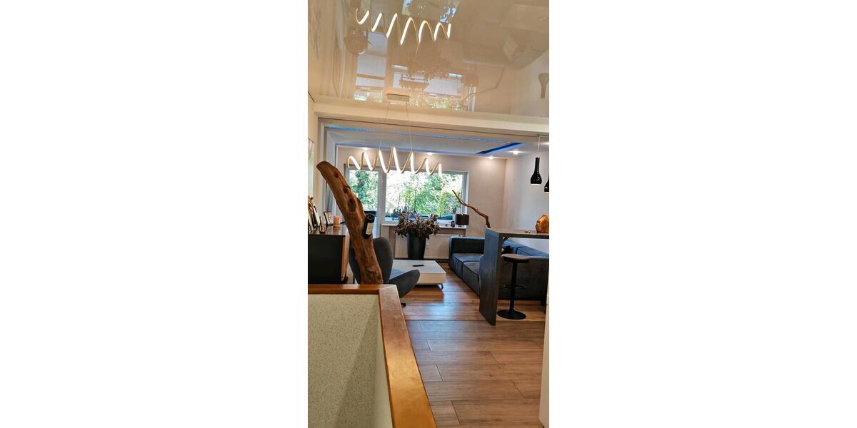 Maisonette-Wohnung in traumhafter Waldrandlage – vollmöbliert! 3 zimmer