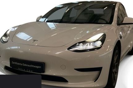 Tesla Model 3 54.033 km 28.700 &euro; Hanau 63457