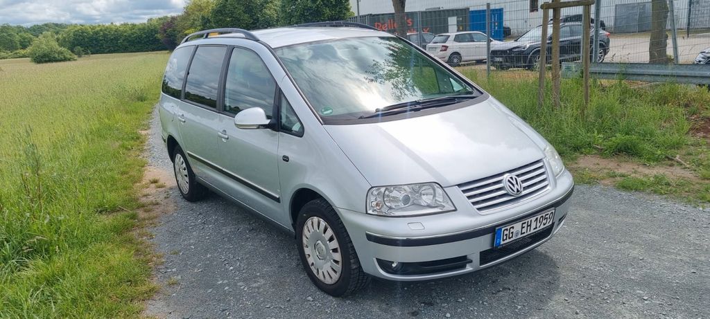 VW Sharan 167.000 km 4.500 &euro; Mörfelden-Walldorf 64546