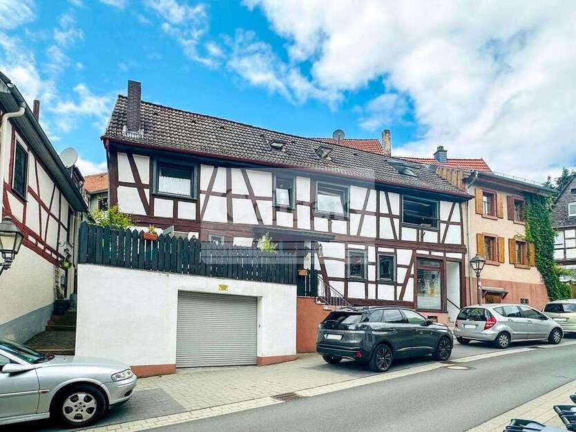 Haus zum Kaufen in Nidderau 365.000 € 184 m²