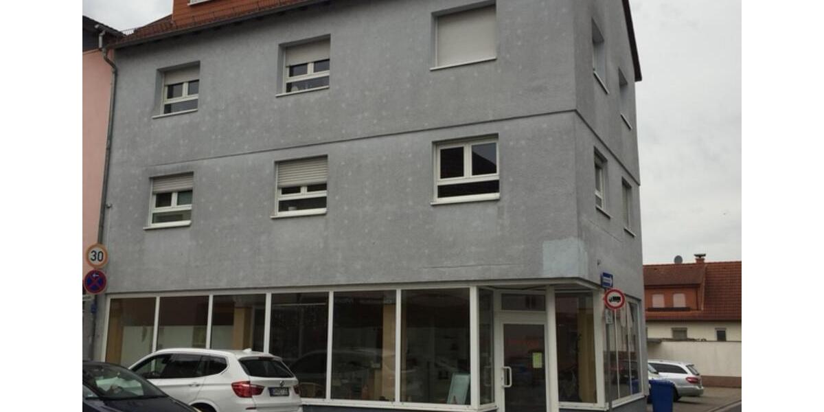 Mehrfamilienhaus mit Gewerbefläche im Zentrum von Freigericht 12 zimmer