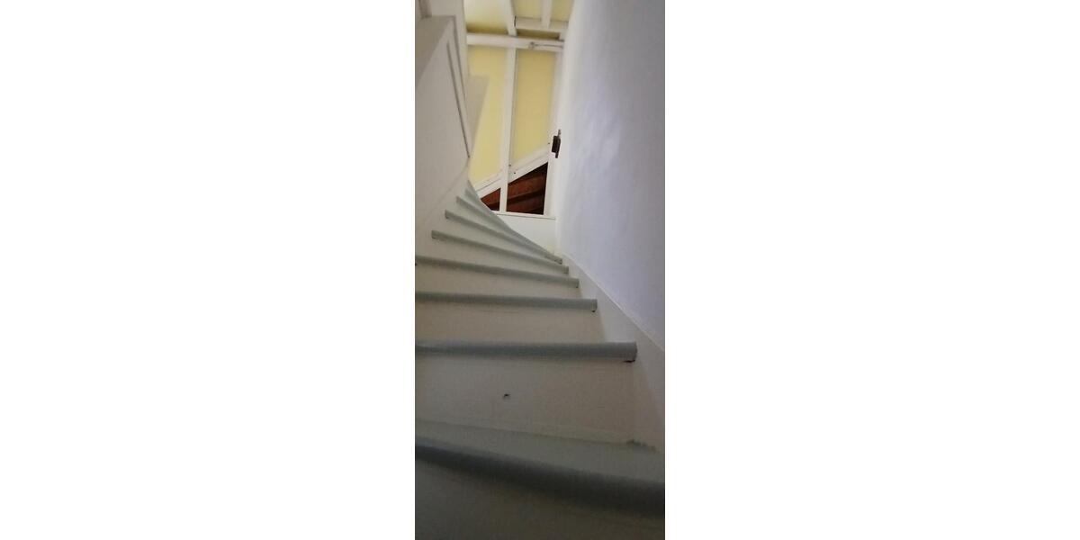 Attraktive Doppelhaushälfte zur Miete – Frankfurt Griesheim -Nord 3.5 zimmer