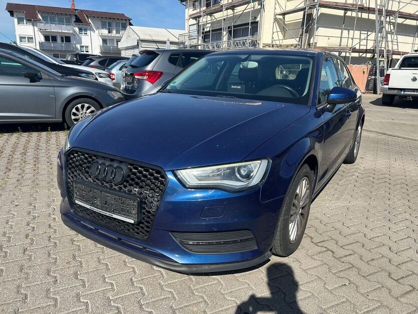 Audi A3 190.000 km 7.900 € Büdingen 63654
