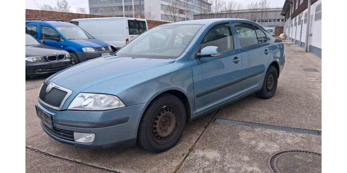 Skoda Octavia 376.185 km 2.255 &euro; Frankfurt am Main 60388