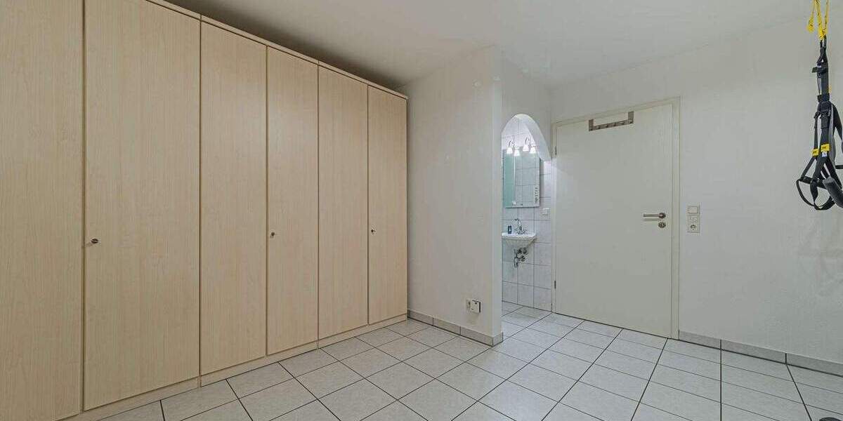 Etagenwohnung Neu-Isenburg Isenburg - 3 Zimmer, 125 m&sup2;, 3.030&euro; | Angebot:25726228