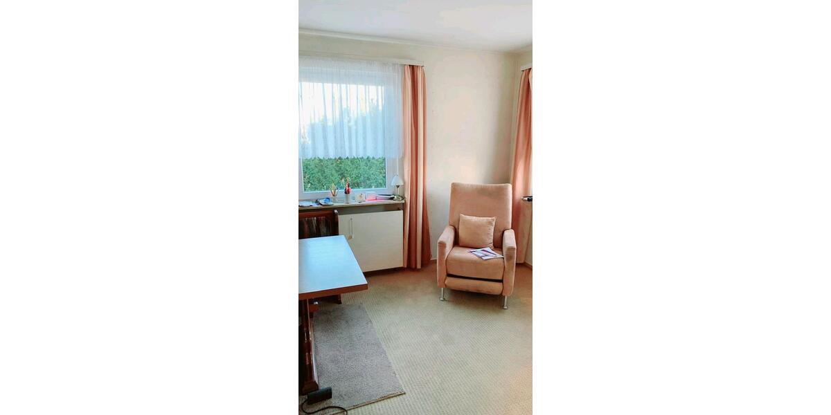 Etagenwohnung Kronberg im Taunus - 2 Zimmer, 70 m&sup2;, 750&euro; | Angebot:26658562
