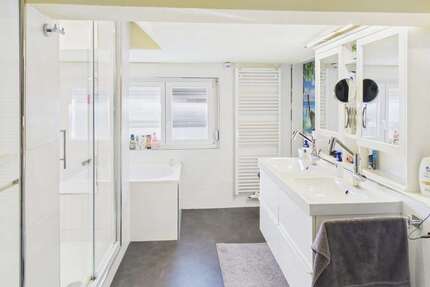 Haus zum Kaufen in Rodgau 559.000 € 136 m² 6 zimmer