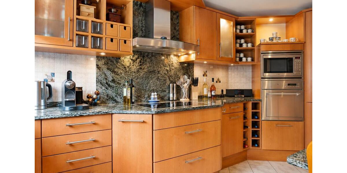 Doppelhaushälfte Bad Vilbel - 7 Zimmer, 207 m&sup2;, 1.059.000&euro; | Angebot:26857818