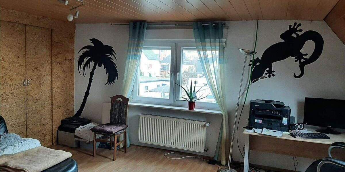 Einfamilienhaus Raunheim - 8 Zimmer, 270 m&sup2;, 650.000&euro; | Angebot:25751160