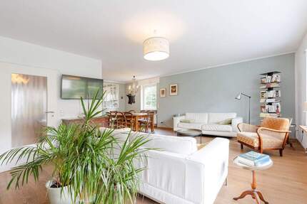 Großzügiges Stadthaus direkt am Niddapark 7 zimmer