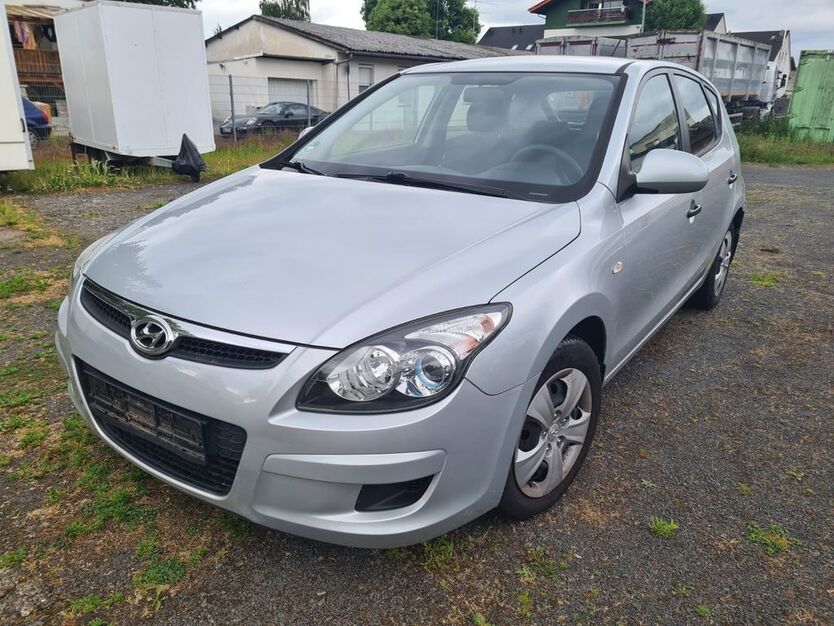 Hyundai i30 199.890 km 1.890 € Langenselbold bei Frankfurt/Main 63505