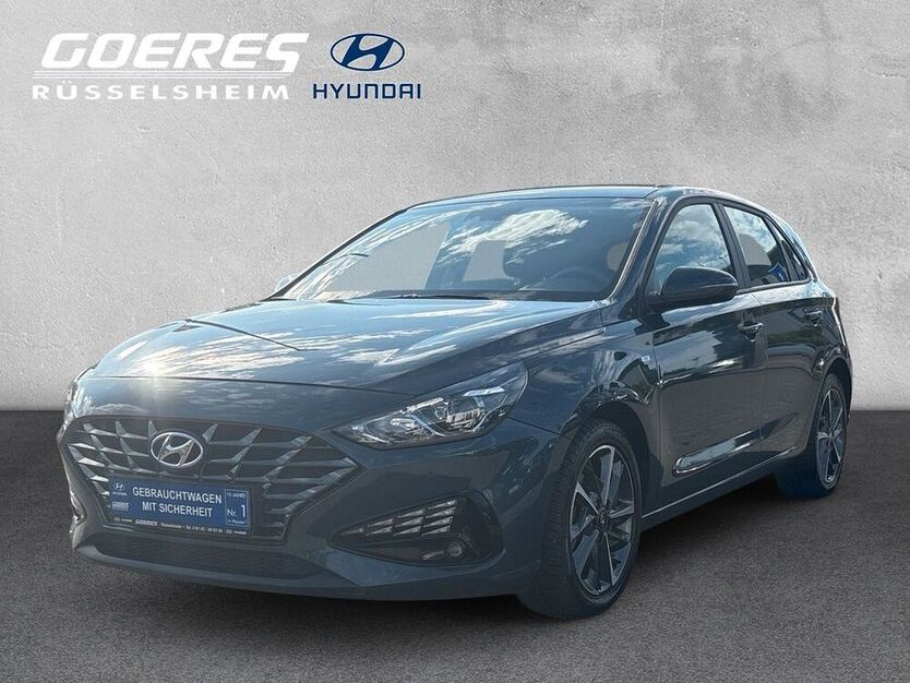i30