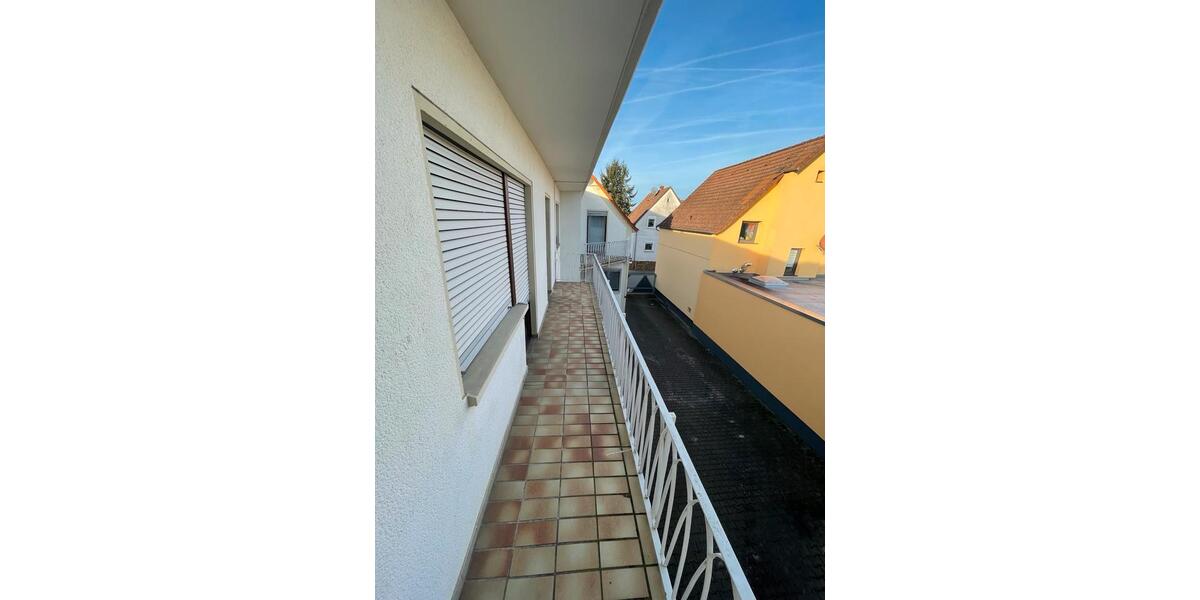 Mehrgenarationhaus mit genehmigten Bauprojekt 8 zimmer